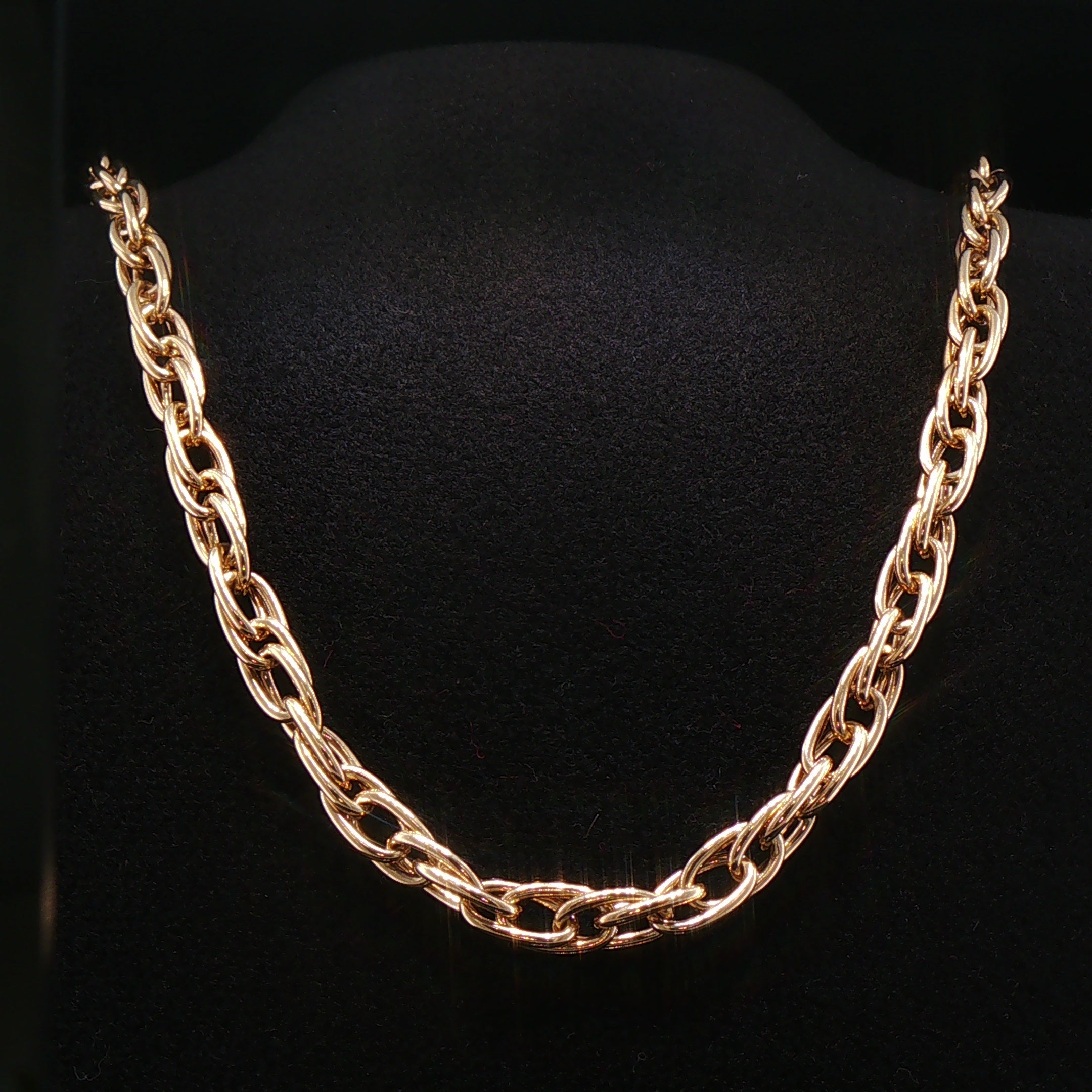 9ct Yellow Gold Interlocking Oval Link Chain Necklace