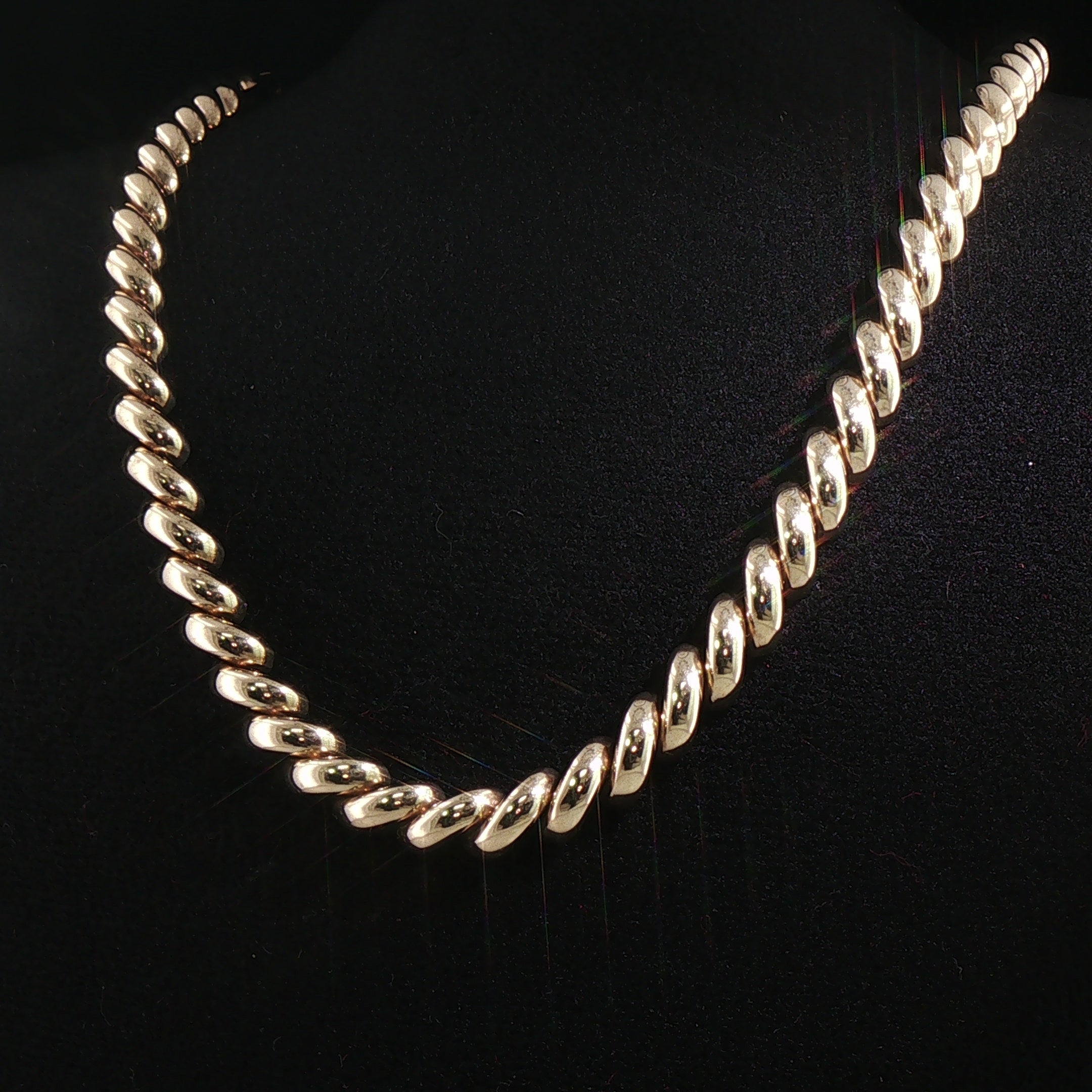 9ct Yellow Gold Vintage Twisted Link Chain Necklace