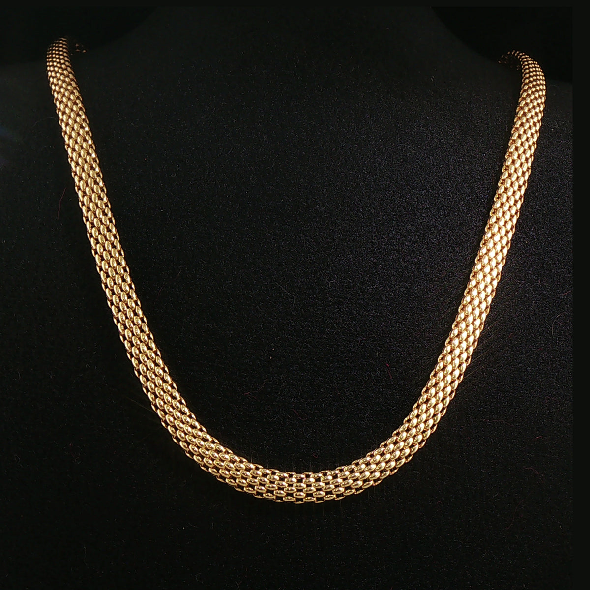 14ct Yellow Gold Vintage 17" Mesh Tub Style Necklet With White gold Clasp
