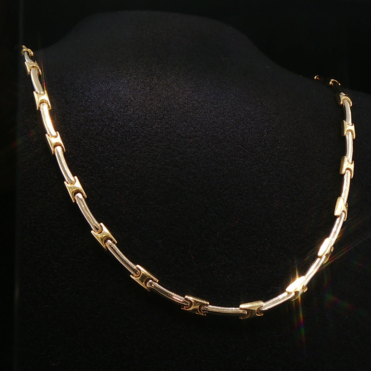 18ct Two-Tone Vintage Gold Bar and Link Chain Necklet