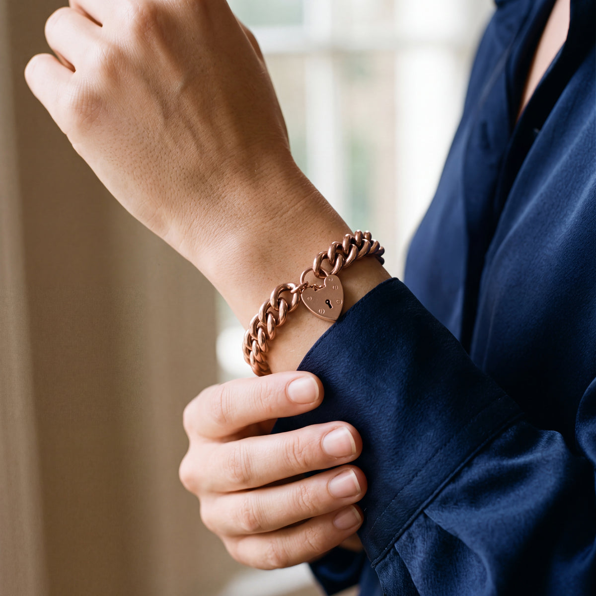 Vintage Hollow Curb Bracelet with Padlock in 9ct Rose Gold