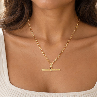 Vintage Figaro Style Chain With T-Bar in 9ct Yellow Gold