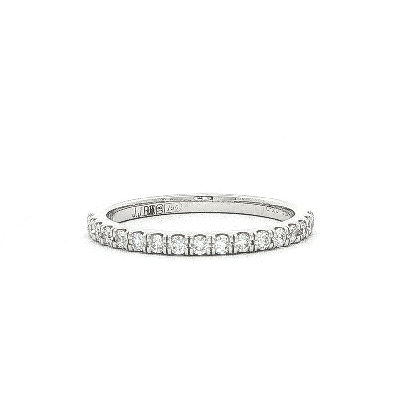 0.20ct Fvs 1.7mm Castel Set Natural Diamond Wedding Band In 18ct White Gold