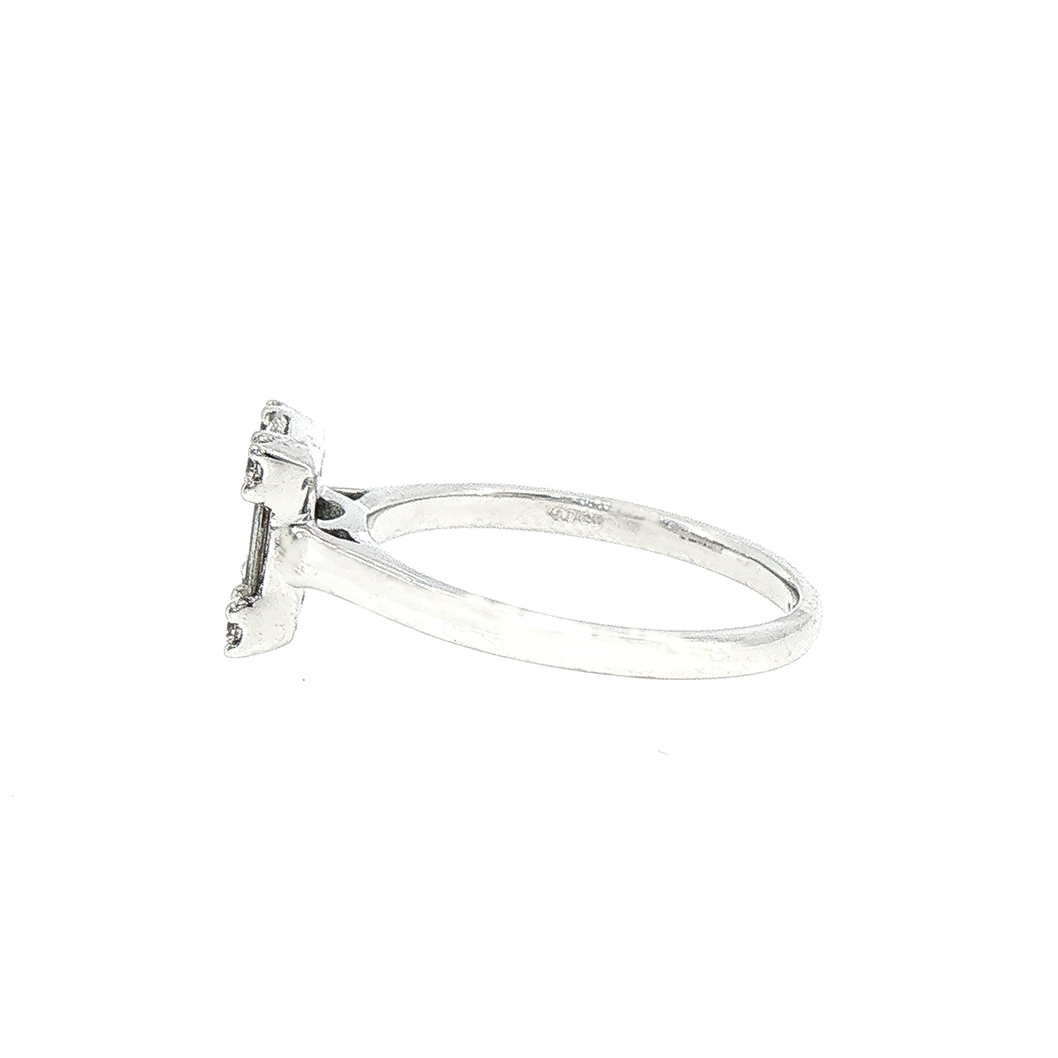 18ct White Gold Fancy Round Cluster Natural Diamond Baguette Cut Engagement Ring
