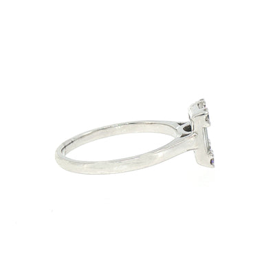 18ct White Gold Fancy Round Cluster Natural Diamond Baguette Cut Engagement Ring