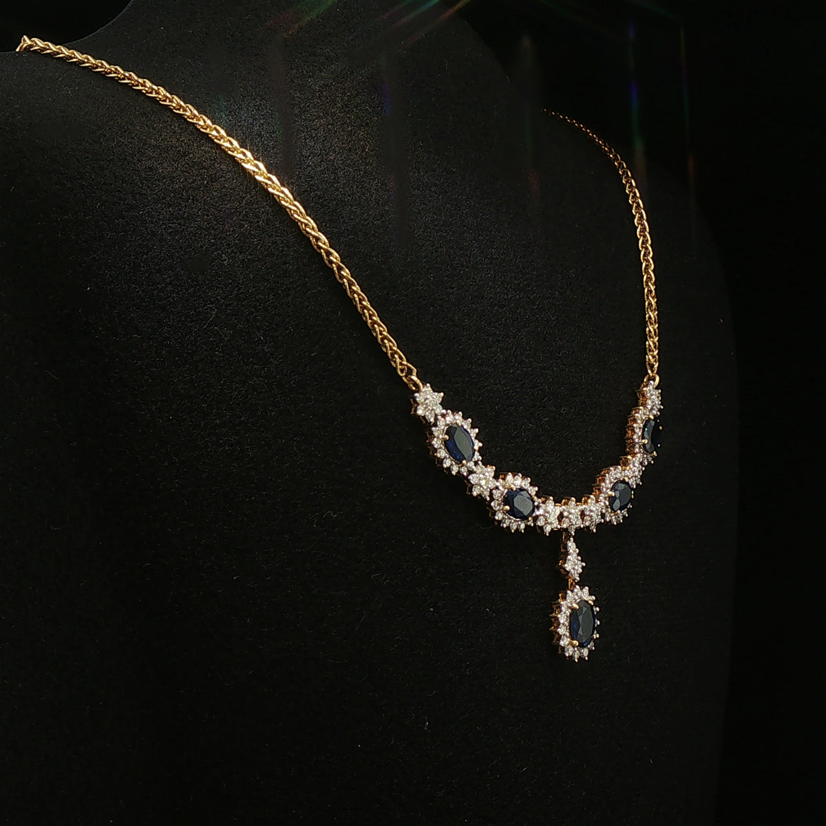 Vintage Oval Sapphire and Natural Diamond Cluster Necklet in 18ct Yellow Gold