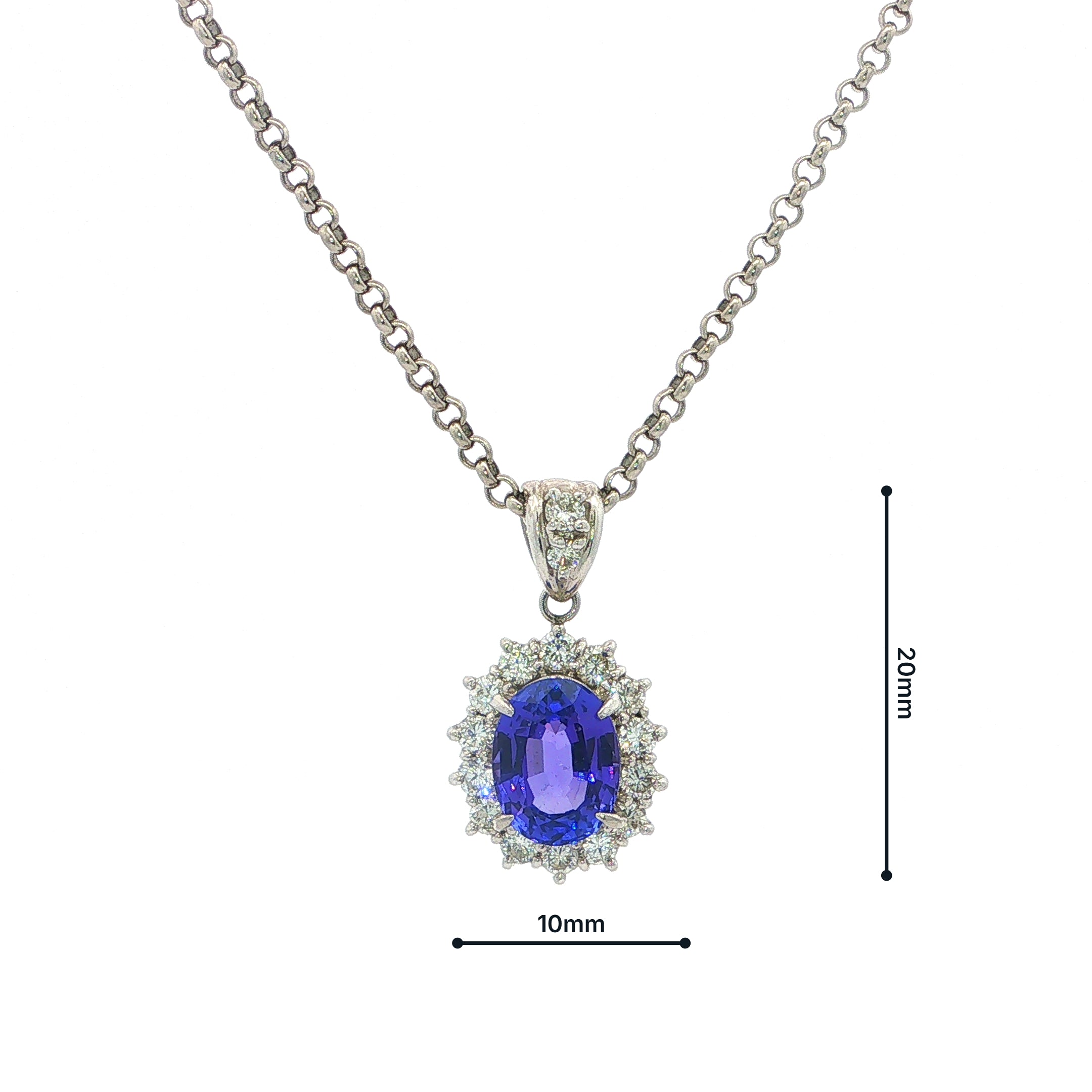 T2.21ct D0.61ct Oval Tanzanite And Natural Diamond Cluster Pendant Set In Platinum