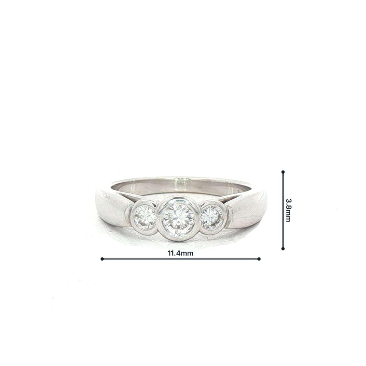 Vintage Natural Diamond Round Three Stone Ring in 18ct White Gold