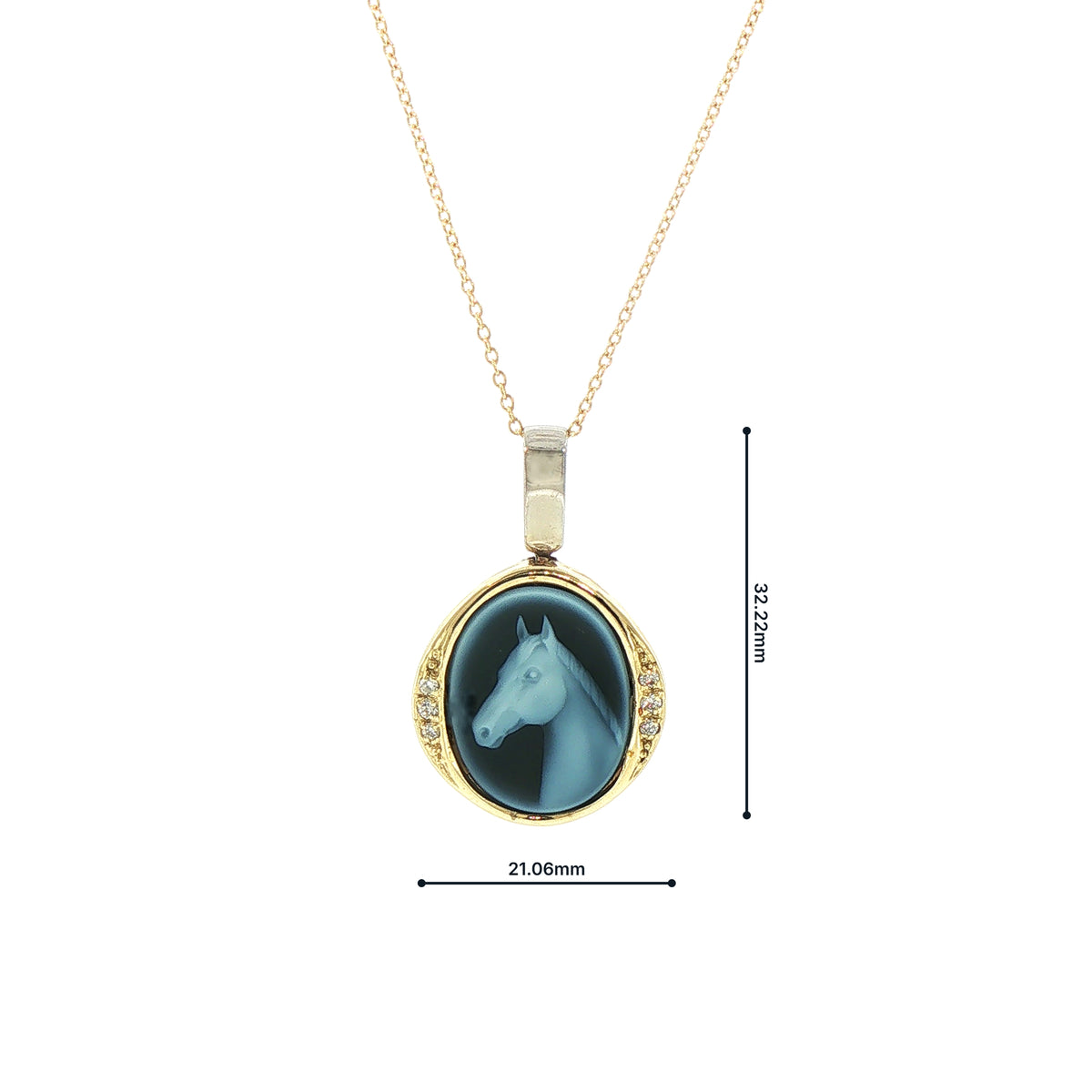 Vintage Oval Horse Blue 0.06ct Agate Cameo Pendant in 14ct Yellow Gold