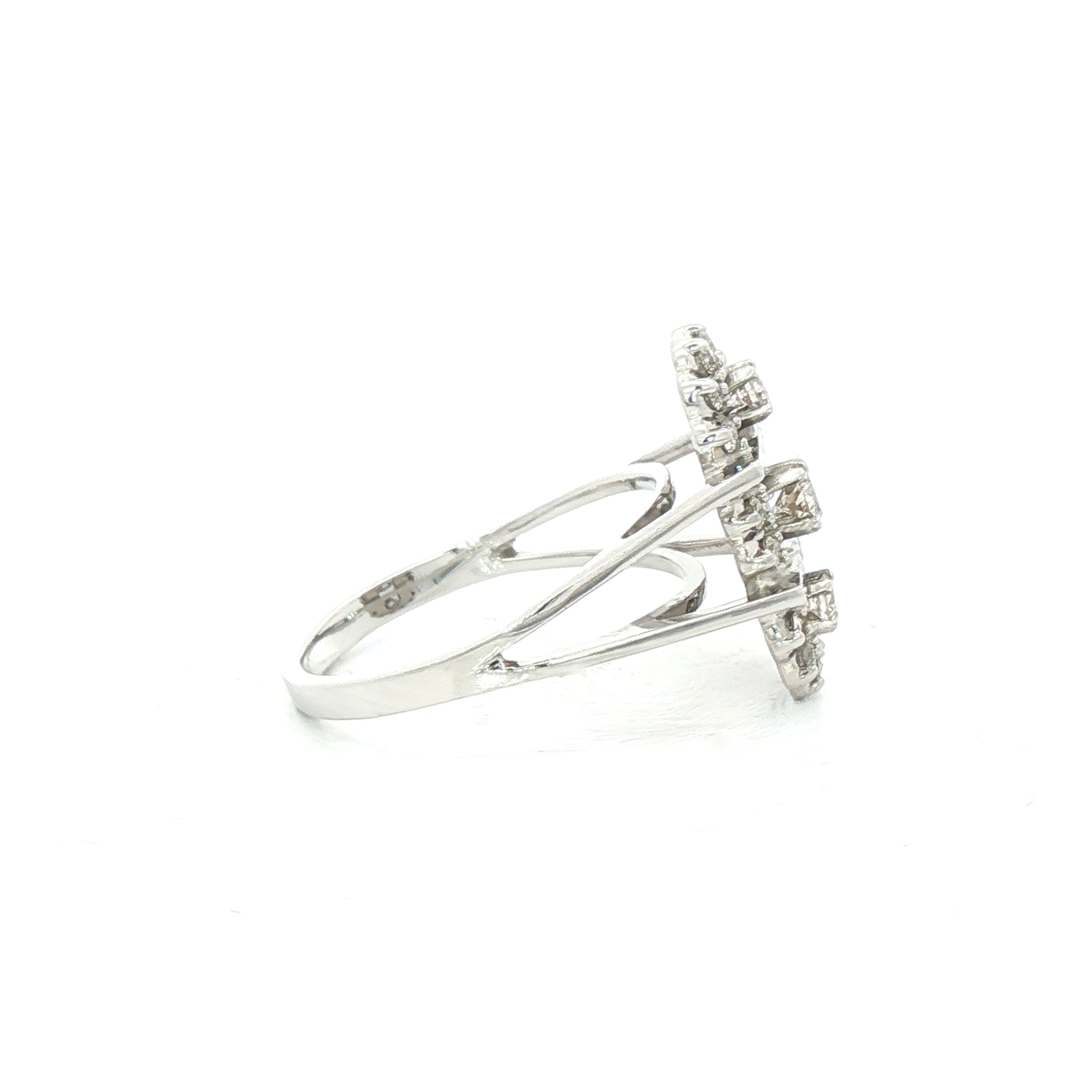0.45ct Natural Diamond Oval Shape Antique Style Cocktail Ring Set in 18ct White Gold
