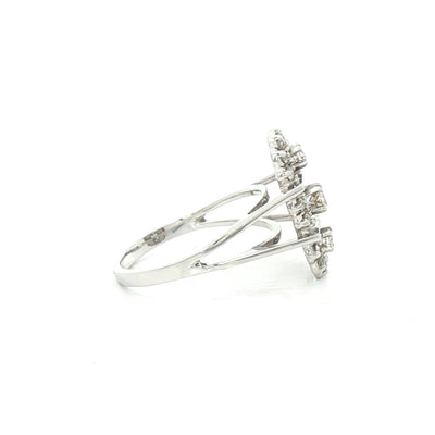 0.45ct Natural Diamond Oval Shape Antique Style Cocktail Ring Set in 18ct White Gold