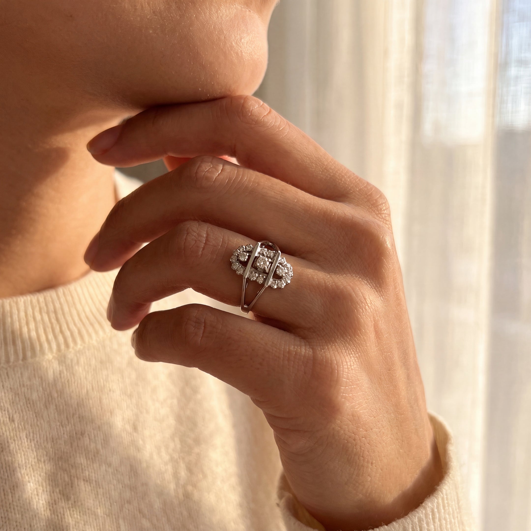 0.45ct Natural Diamond Oval Shape Antique Style Cocktail Ring Set in 18ct White Gold