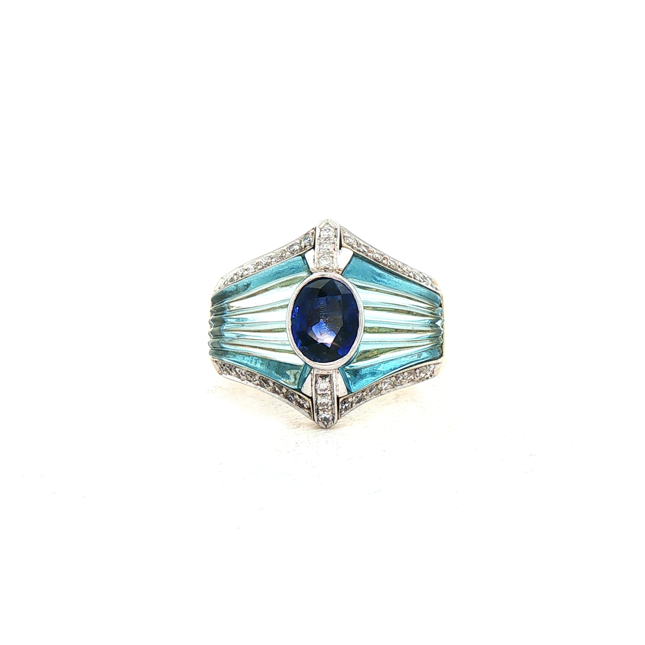 18ct Yellow Gold Vintage Deep Blue Sapphire and Aquamarine Dress Ring with Natural Diamonds