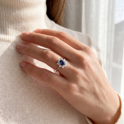 0.85ct Oval Sapphire & 0.56ct Natural Diamond Halo Cluster Ring in Platinum