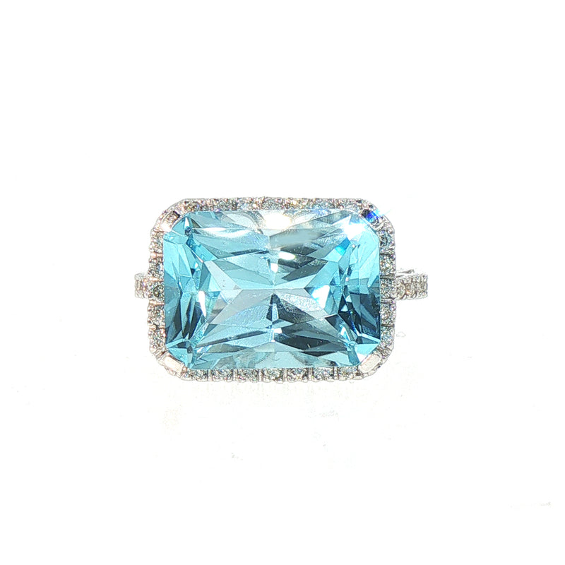 Vintage Radiant Aquamarine and Natural Diamond Cocktail Ring in 14ct White Gold