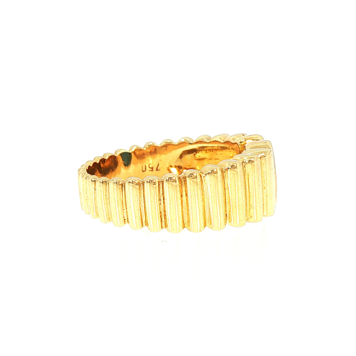 Vintage Oval Sapphire Ridged Solitaire Ring in 18ct Yellow Gold