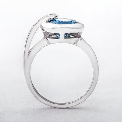 Blue Cubic Zirconia Valdo Zeni Dress Ring in Sterling Silver