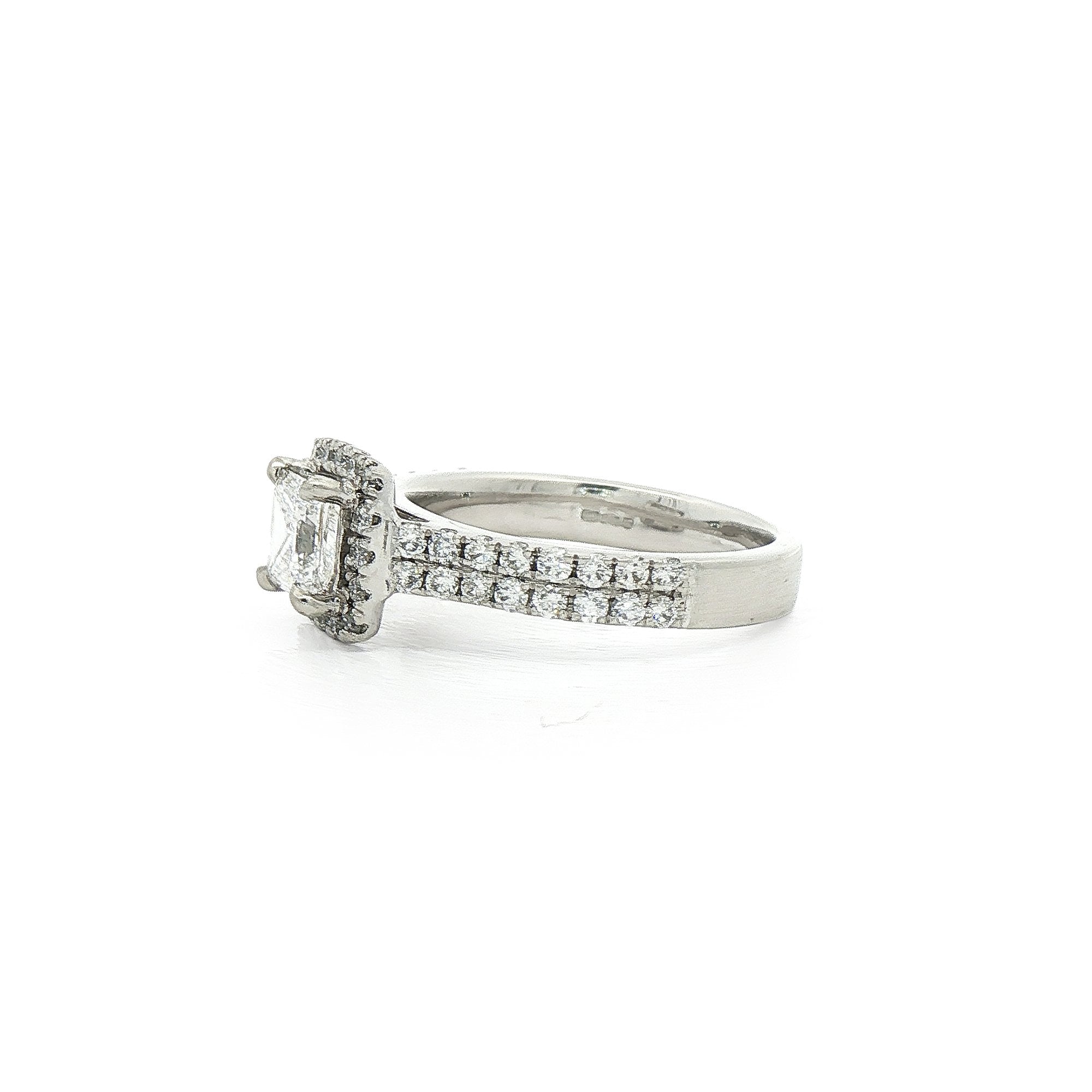 C0.72ct S0.56ct E vs1 Princess Cut Natural Diamond Halo Solitaire Set In Platinum
