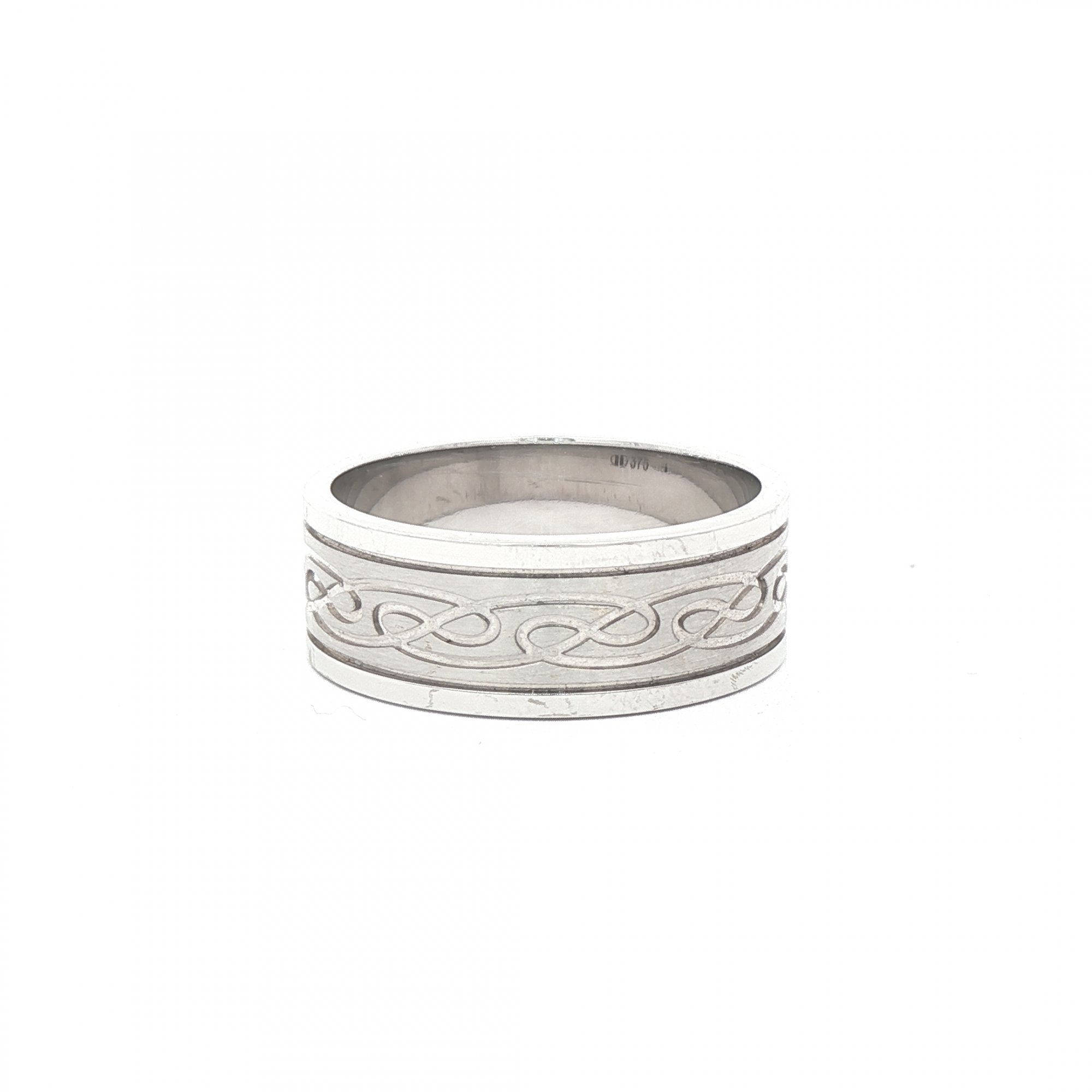 Celtic 7.5mm Gents Wedding Band in 9ct White Gold