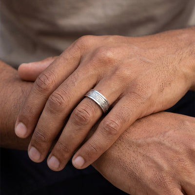Celtic 7.5mm Gents Wedding Band in 9ct White Gold
