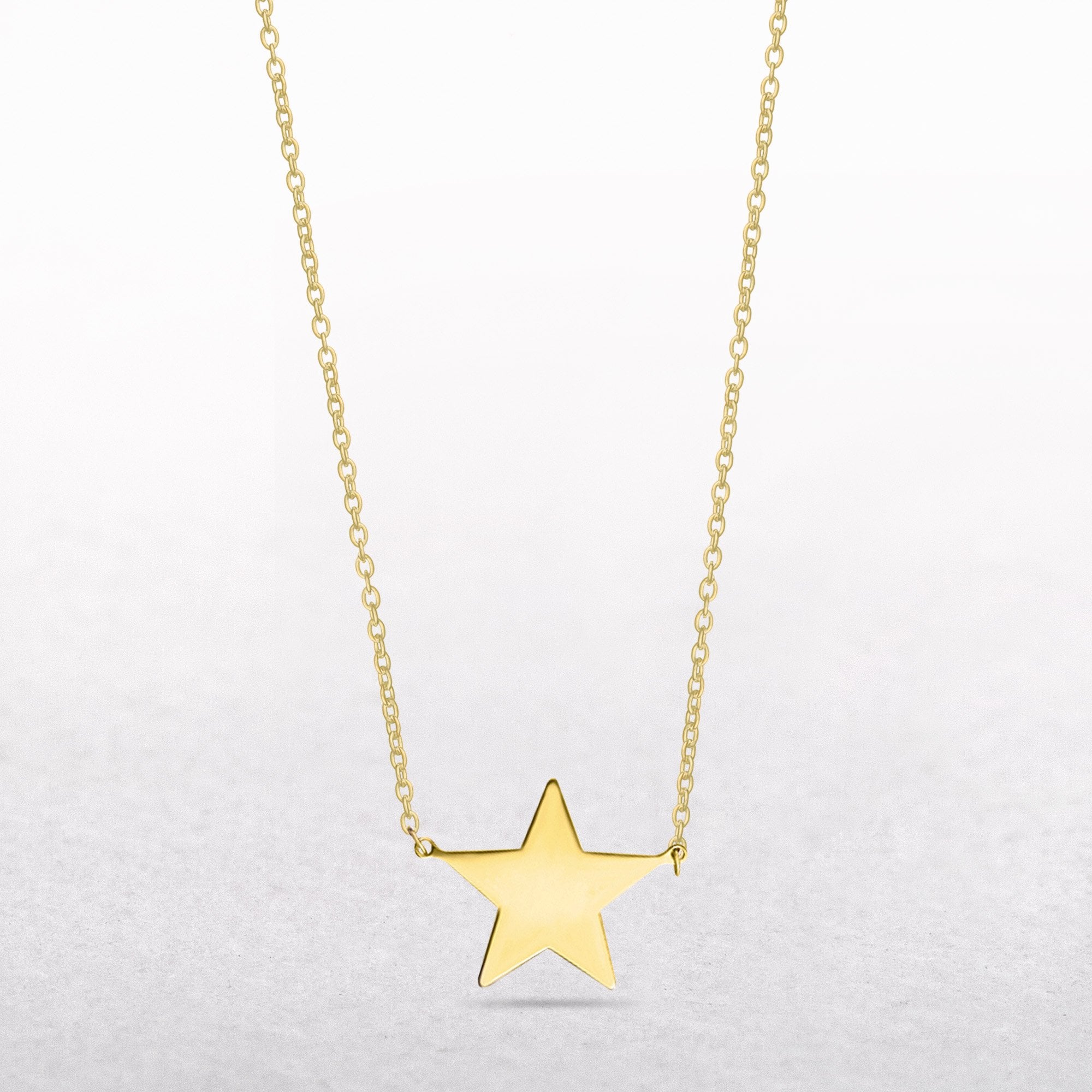 Delicate Single Star Pendant in 18ct Yellow Gold