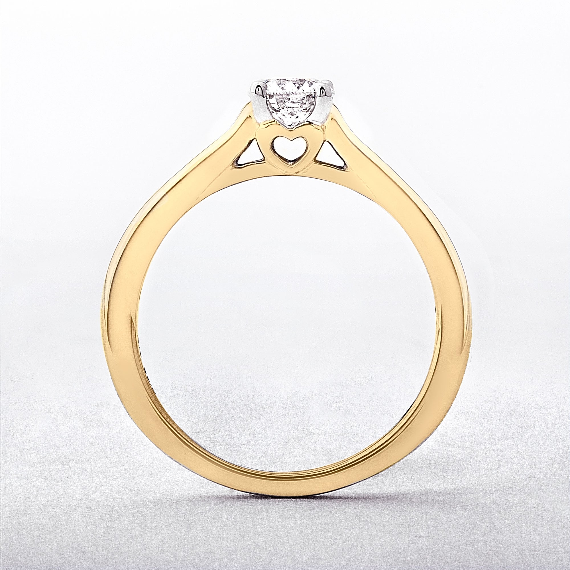 Diamond 0.45ct E F / SI IGI Certified Round Cut Solitaire, 18ct Gold Ring