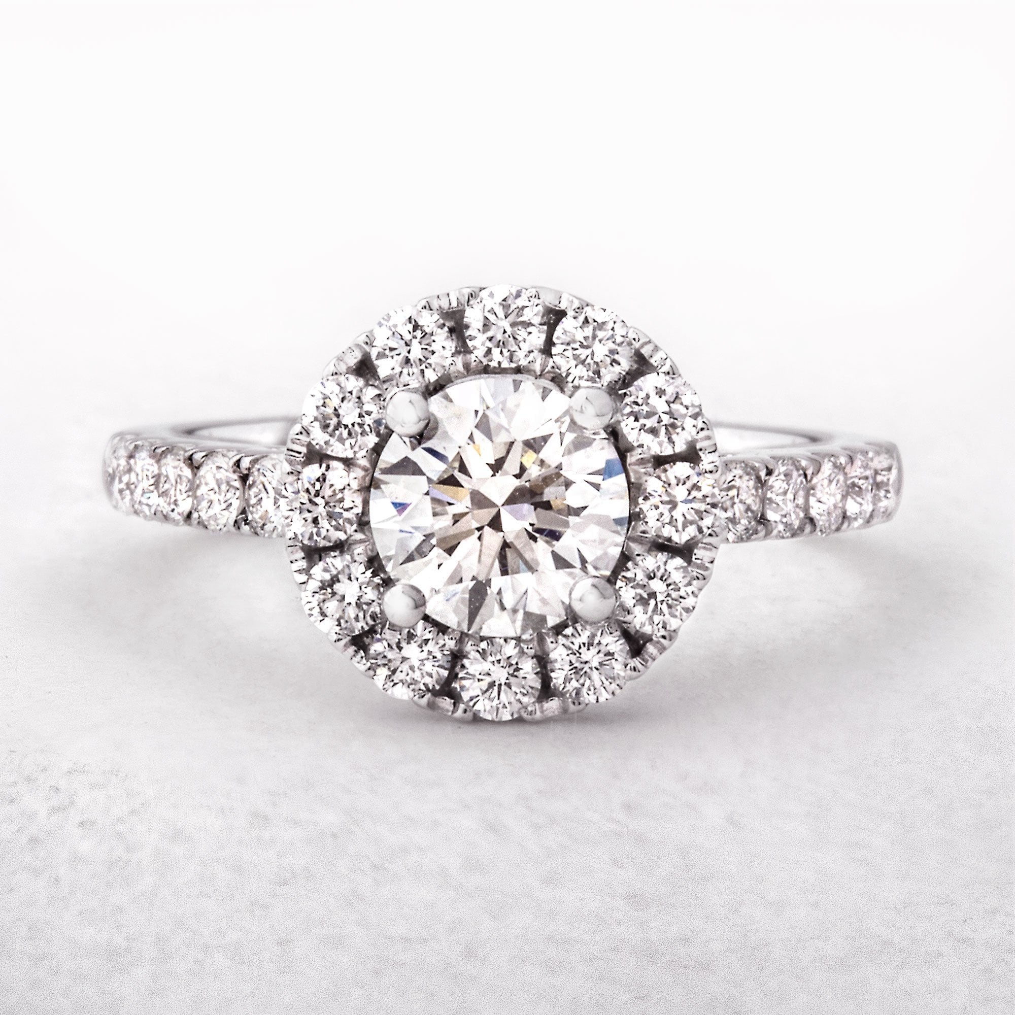 Diamonds 1.57ct H / SI1 GIA Certified Round Cut, Platinum Halo Ring