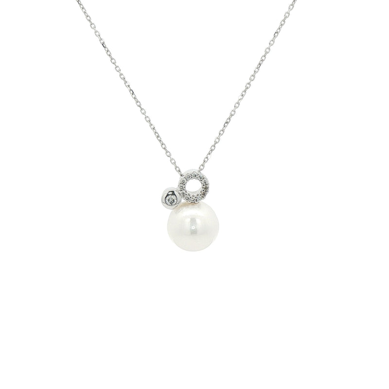 Freshwater & Natural Diamond Pearl Pendant in 9ct White Gold