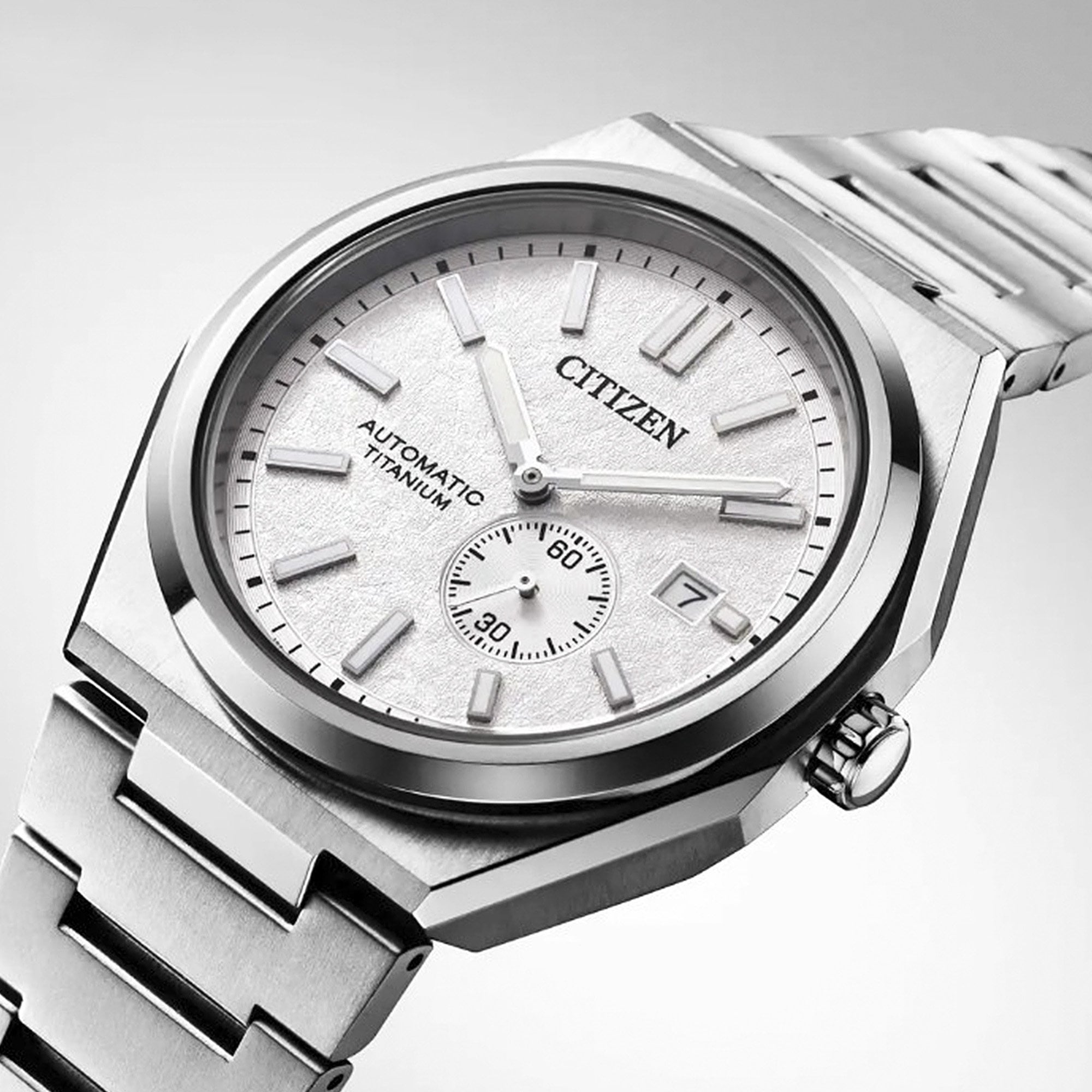 Gents Automatic Zenshin Super Titanium White Dial Stainless Steel Bracelet