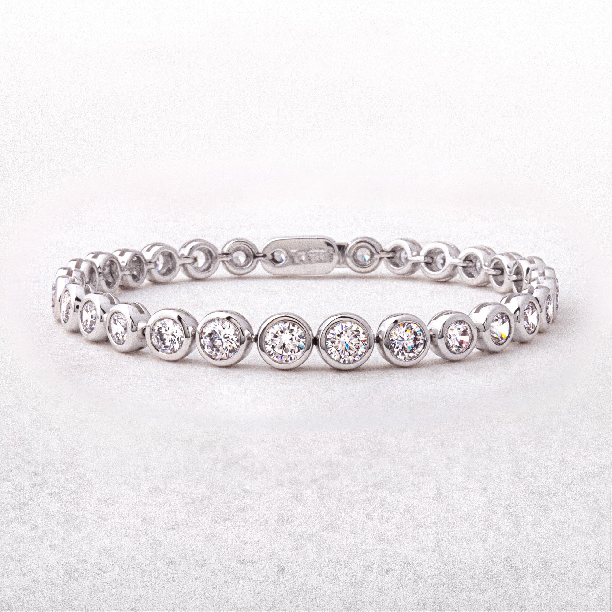 Large Round Cut Cubic Zirconia Valdo Zeni Bracelet in Sterling Silver
