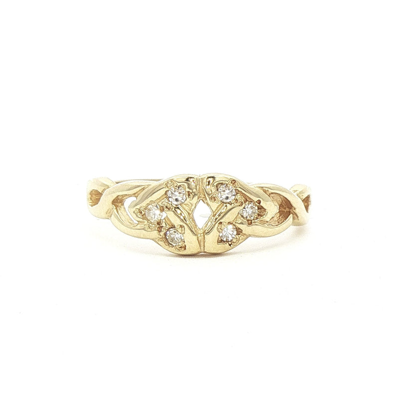 Oval Green Cubic Zirconia Celtic Twist Ring Weighing 3.1 Grams in 10ct Yellow Gold