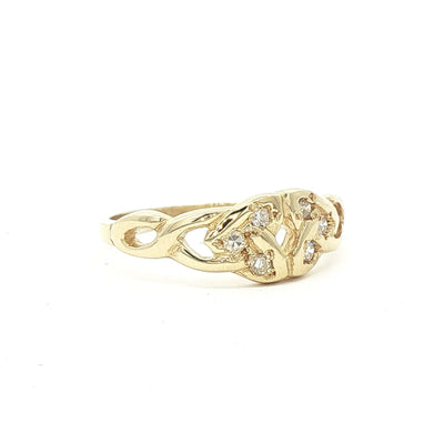 Oval Green Cubic Zirconia Celtic Twist Ring Weighing 3.1 Grams in 10ct Yellow Gold