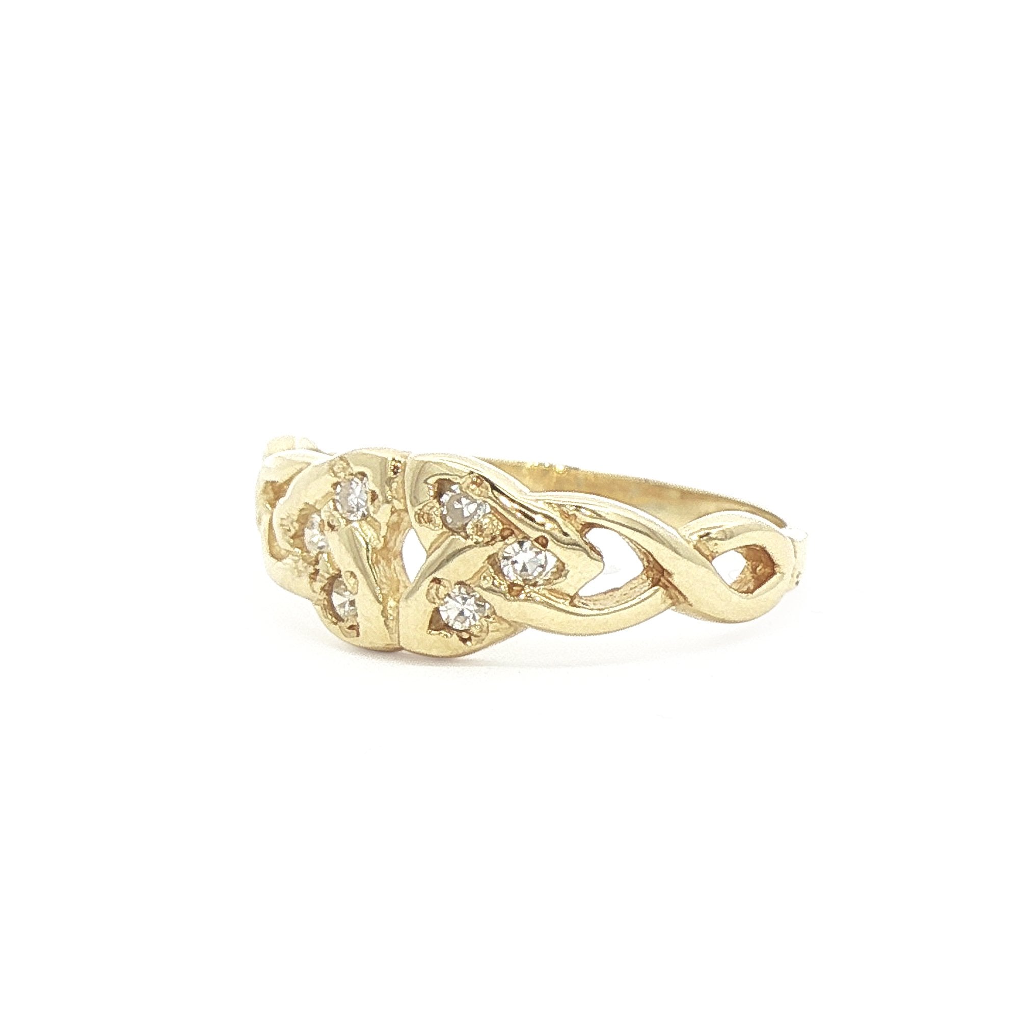 Oval Green Cubic Zirconia Celtic Twist Ring Weighing 3.1 Grams in 10ct Yellow Gold