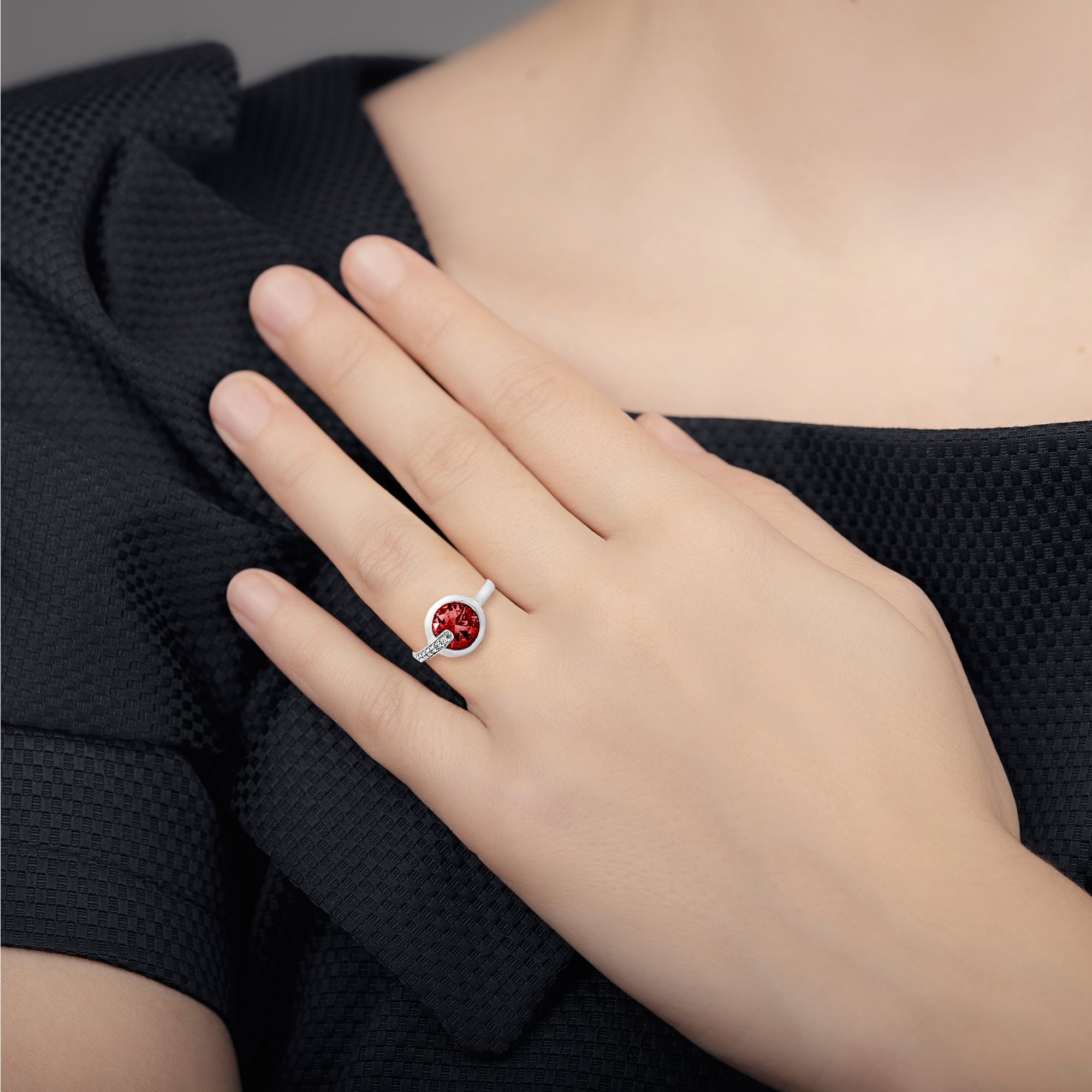 Red Cubic Zirconia Valdo Zeni Dress Ring in Sterling Silver