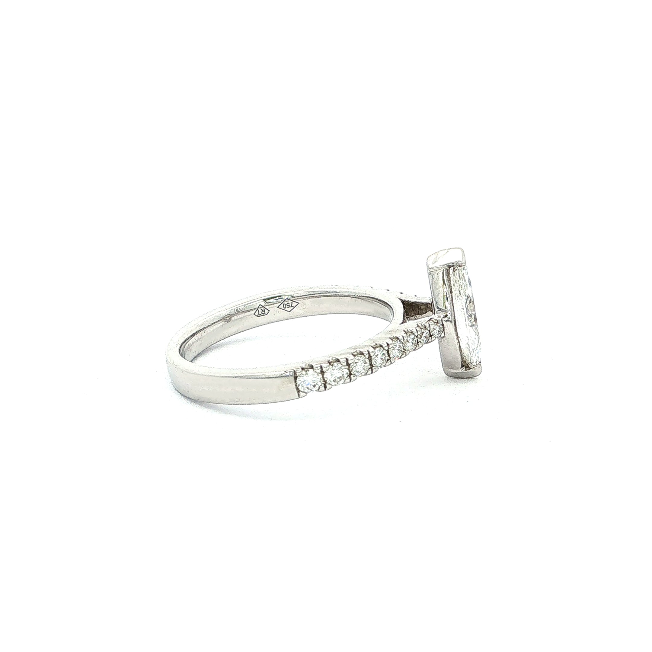 0.91ct E Vs1 Vintage Marquise Diamond Solitaire 18ct White Gold