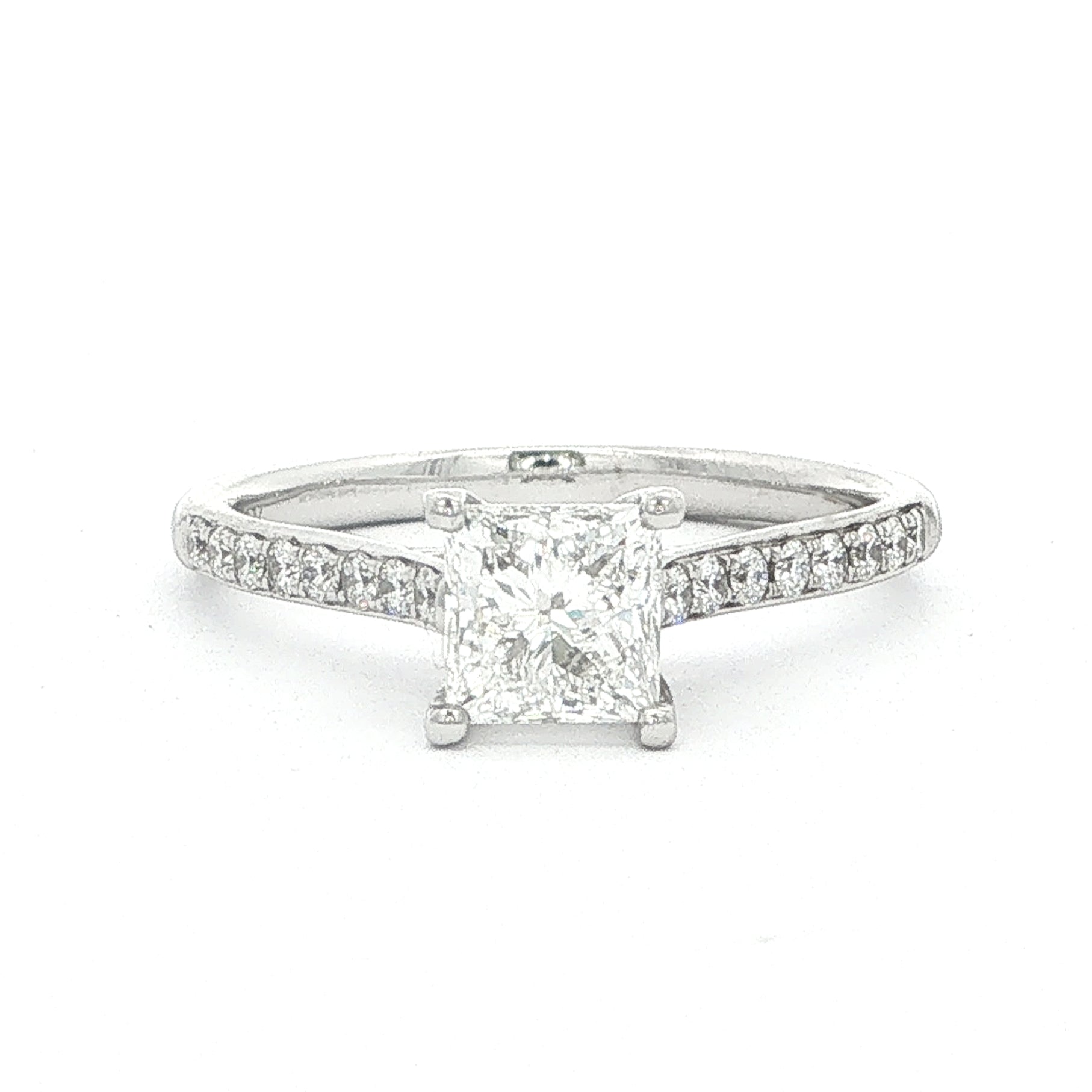 18ct White Gold Princess Cut Natural Diamond Solitaire Ring with Natural Diamond Shoulders