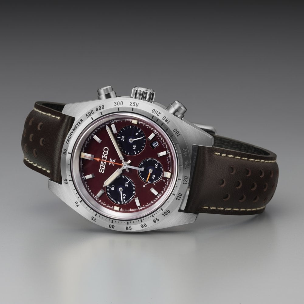 Seiko Gents Red SpeedTimer Chronograph on Stainless Steel Bracelet