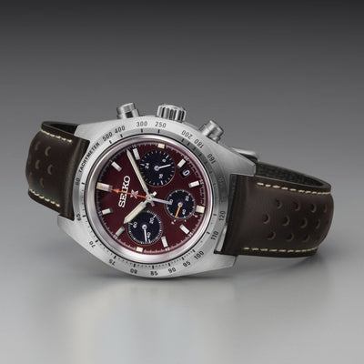 Seiko Gents Red SpeedTimer Chronograph on Stainless Steel Bracelet