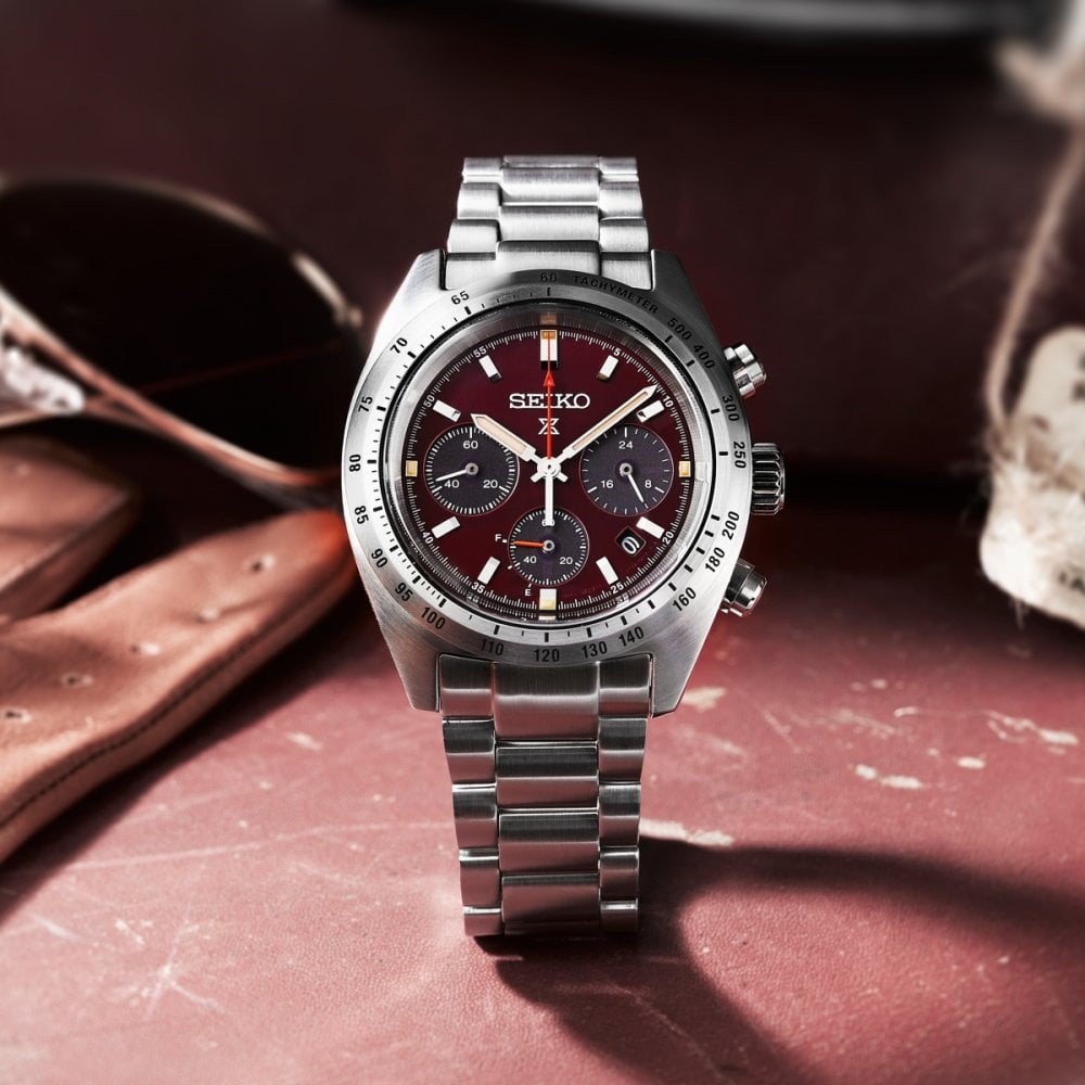 Seiko Gents Red SpeedTimer Chronograph on Stainless Steel Bracelet