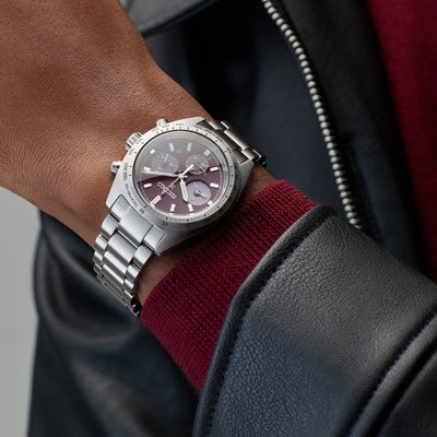 Seiko Gents Red SpeedTimer Chronograph on Stainless Steel Bracelet