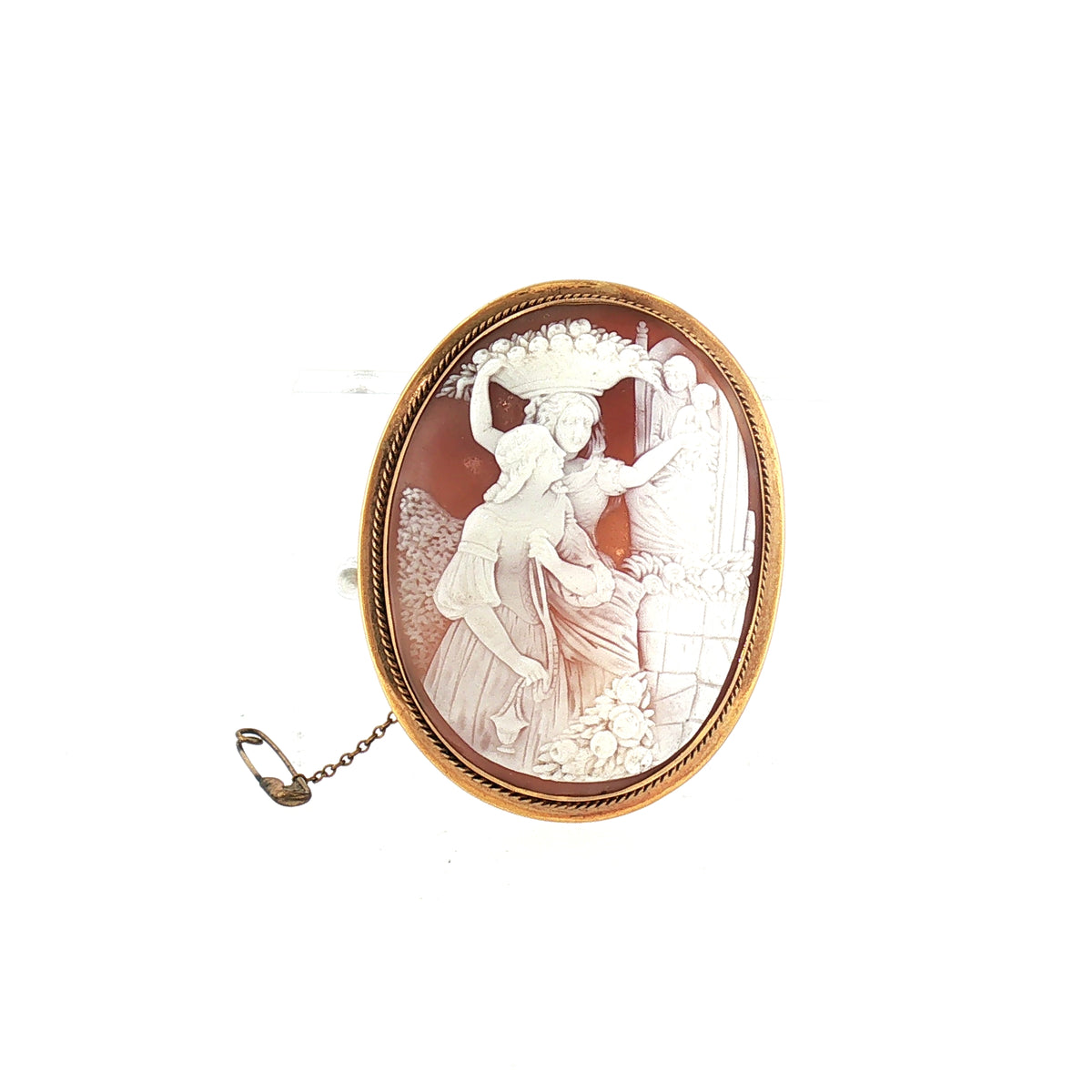 Vintage Large Sardonyx Scene Brooch set in 9ct Yellow Gold