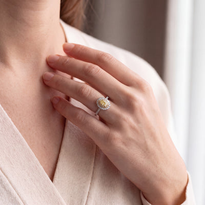0.97ct Natural Diamond VS1 Certified Solitaire Halo Ring set in Platinum