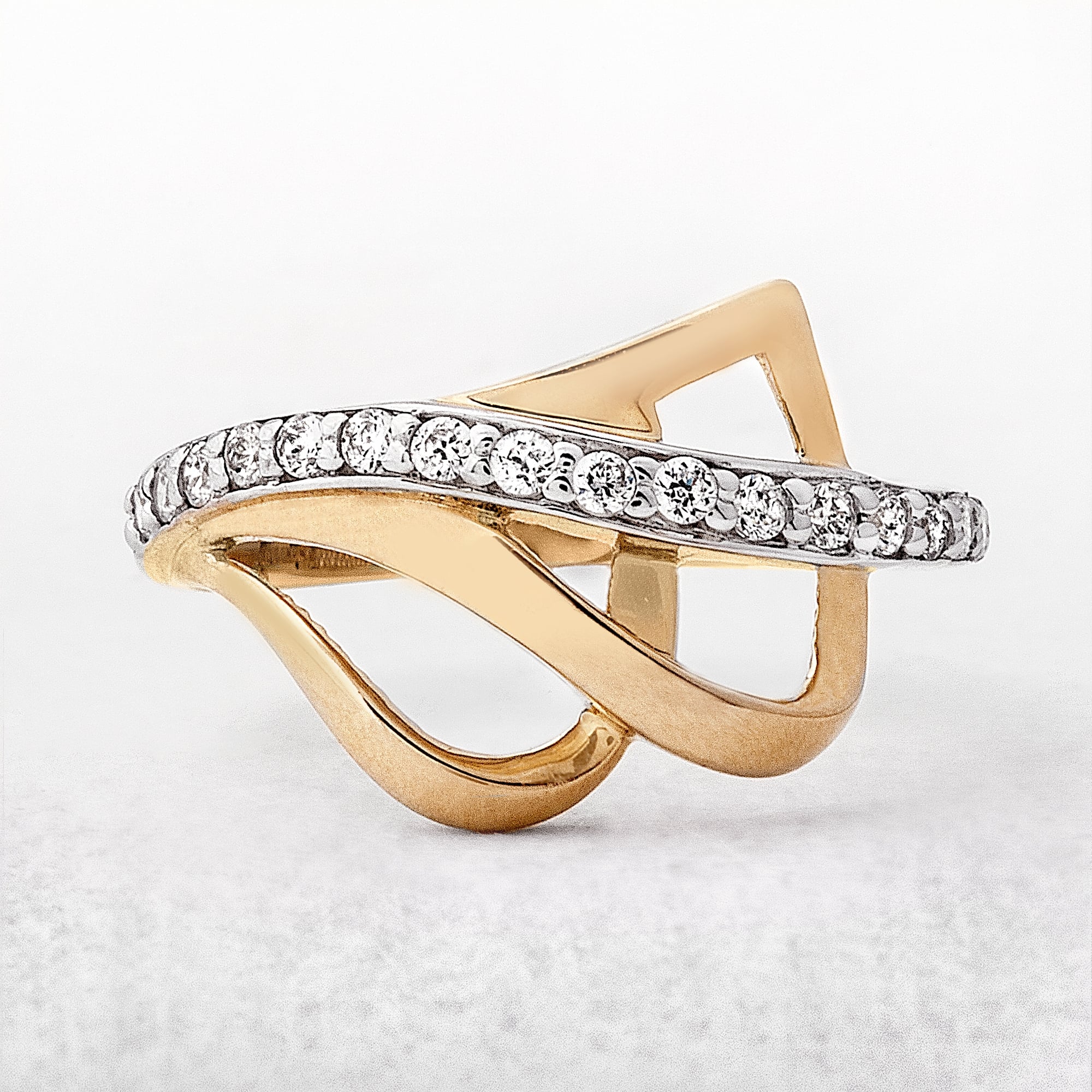 Yellow & White Gold Cubic Zircona Twist Dress Ring